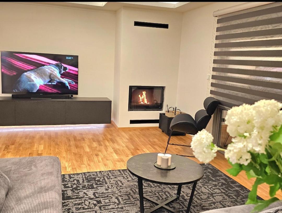 Filothei Luxury Apartment 110M2 Атина Екстериор снимка